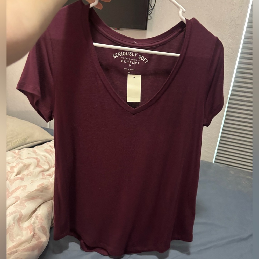Aeropostale Red Short Sleeve T-Shirt
